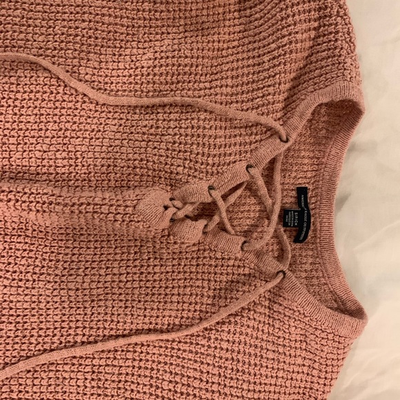 AE light pink sweater - Picture 2 of 3